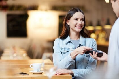 How turn your website visitors into customers
