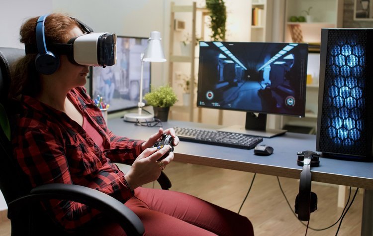 How can entrepreneurs innovate and create new businesses in the gaming industry?