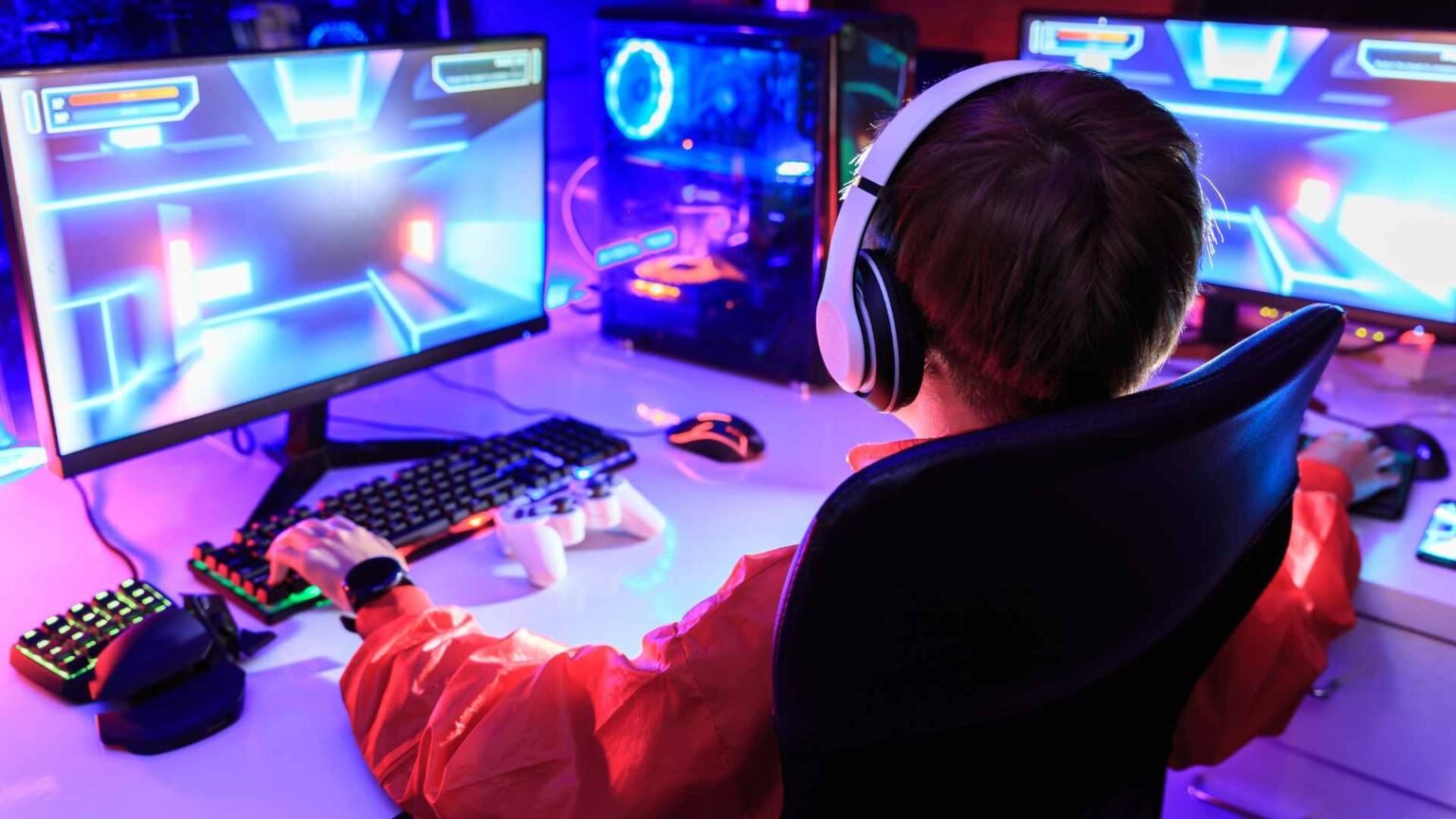 eSports and Competitive Gaming Technology