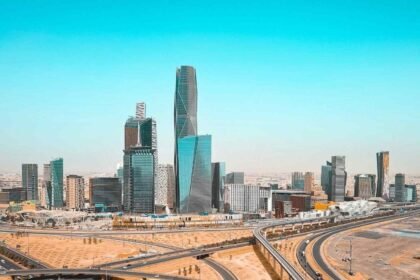 Saudi Electricity’s 7M Mega-Deal Ignites Soudah Peaks