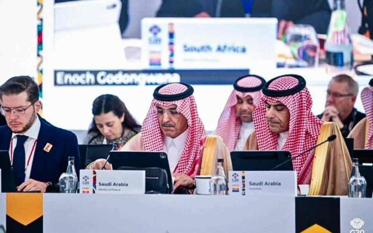 Saudi Finance Ministry Targets bn Amid 2026 Deficit