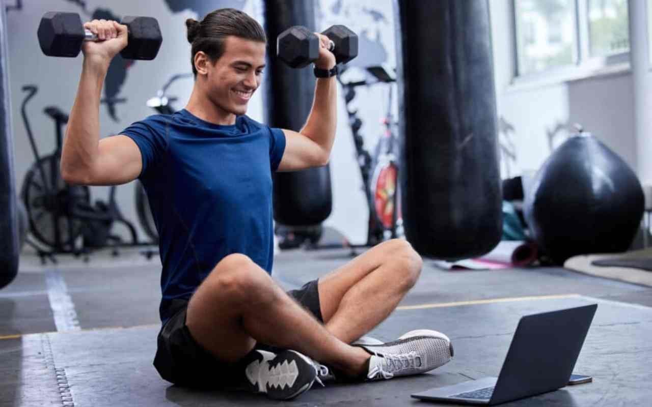 Virtual Personal Trainers: How Digital Fitness Coaching Is Transforming Workouts